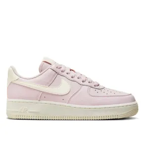 Nike Women's Air Force 1 '07 Shoes